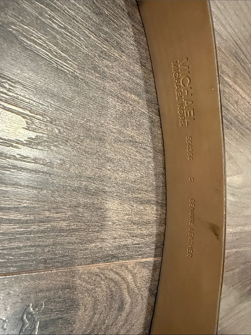 Michael kors white belt size small 8:3